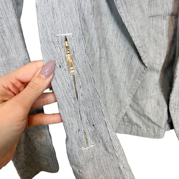 New Chico’s Linen Blend‎ Striped Open Front Blazer - Picture 9 of 14